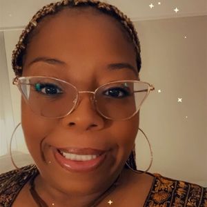 Meet your Posher, Cherie